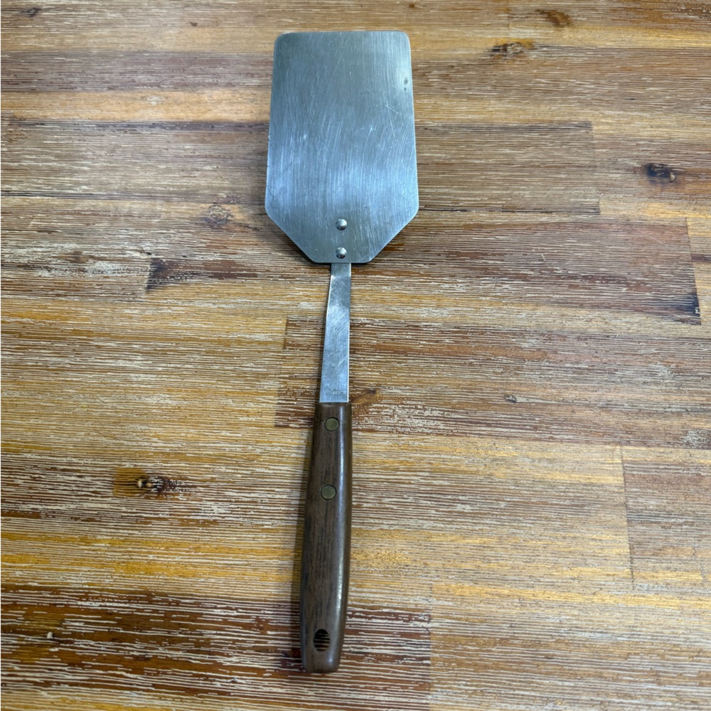 Vintage USA Stainless Steel Spatula with Plastic Faux Wooden Handle. 11.5”